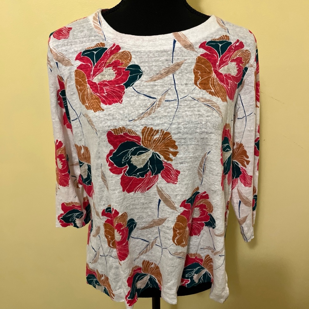 Tahari Floral Long Sleeve Top - Red, Green, Brown 3/4 sleeves 100 % linen